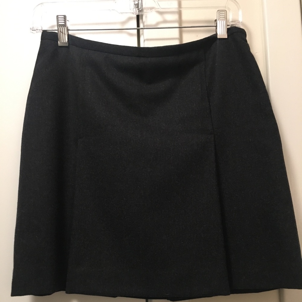 Agnes B. Lambs wool skirt